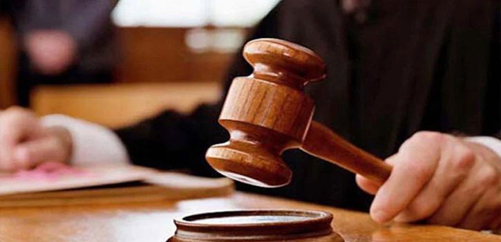 বরিশালে ২১ শিক্ষকের বিরুদ্ধে গ্রেপ্তারি পরোয়ানা