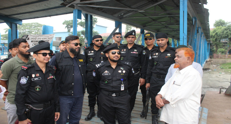 বরিশালে আইন শৃংখলা নিয়ন্ত্রণে মাঠে র‌্যাবের বিশেষ টহল টিম
