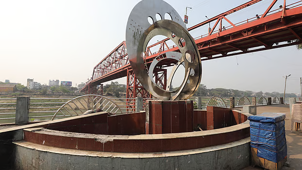 সিলেট নগরের তিন ফোয়ারা বিকল, সৌন্দর্য ফেরাতে চালুর দাবি