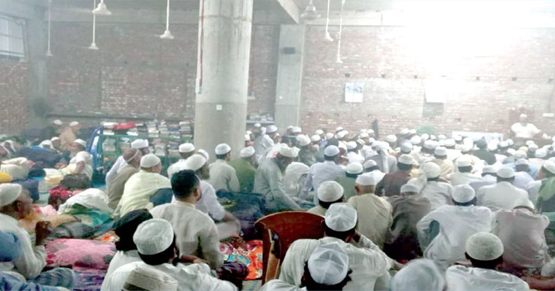 ময়মনসিংহের এক মসজিদে ইতিকাফে এক হাজার মুসল্লি