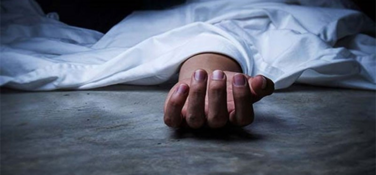 ঘরের সিলিংয়ে ঝুলছিল গৃহবধূর লাশ, স্বামী আটক