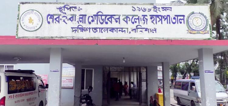 হাসপাতালে এক বেডে একাধিক শিশু, অন্য রোগীও আক্রান্ত হচ্ছে হামে