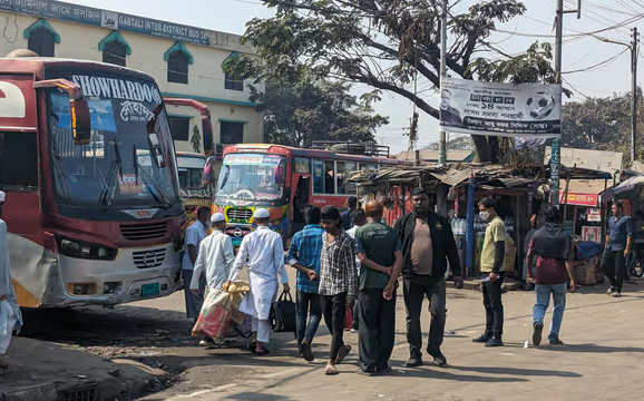গাবতলী–মহাখালী–সায়দাবাদ বাদে ঢাকার সব বাস কাউন্টার সরানোর নির্দেশ ডিএমপির