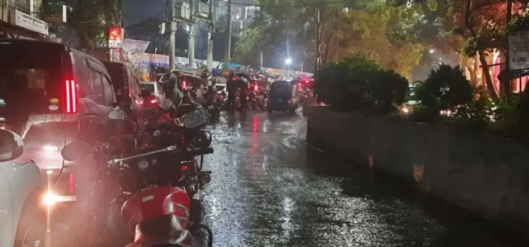 ঢাকায় ২৪ ঘণ্টায় ৭ মিমি বৃষ্টি, আজও ঝড়বৃষ্টির আশঙ্কা