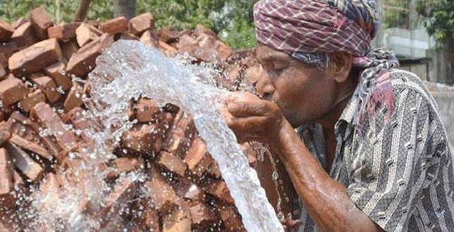 ঢাকার তাপমাত্রা নিয়ে দুঃসংবাদ