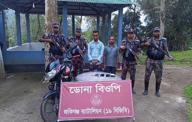 সিলেট সীমান্তে রোহিঙ্গা নাগ‌রিকসহ চারজন আটক