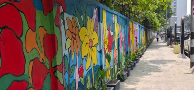 নান্দনিক রূপে ফিরেছে ঢাকা মেডিকেলের ফুটপাত