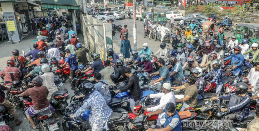 ‘ফুয়েল পাস’: ঢাকায় যুক্ত আরও ১৮ পাম্প, রাজধানীর বাইরেও কয়েক জেলা