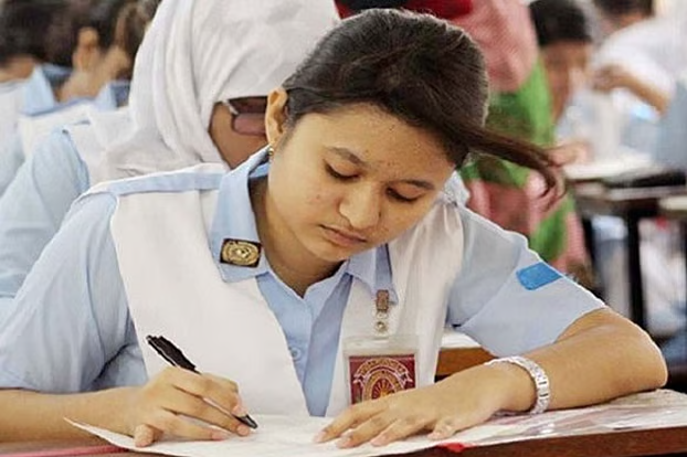 পরীক্ষায় ‘নীরব বহিষ্কার’ নিয়ে ঢাকা শিক্ষা বোর্ডের নির্দেশনা জারি