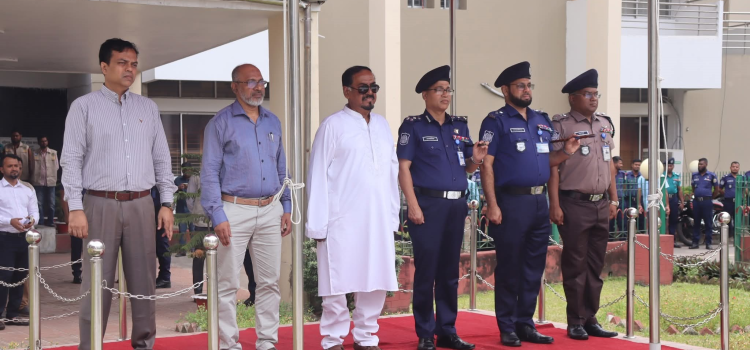 বরিশাল সার্কিট হাউজে পদার্পণ করলেন মাননীয় স্পীকার হাফিজ উদ্দিন আহমদ বীর বিক্রম