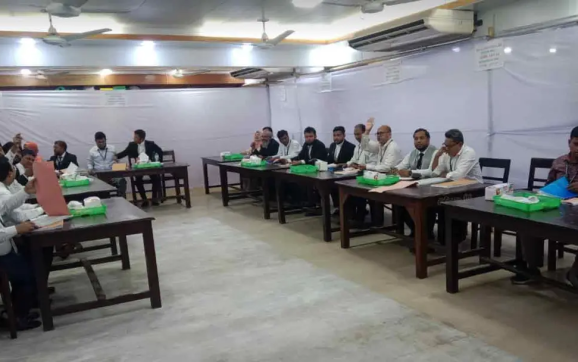 ঢাকা আইনজীবী সমিতির নির্বাচন শুরু