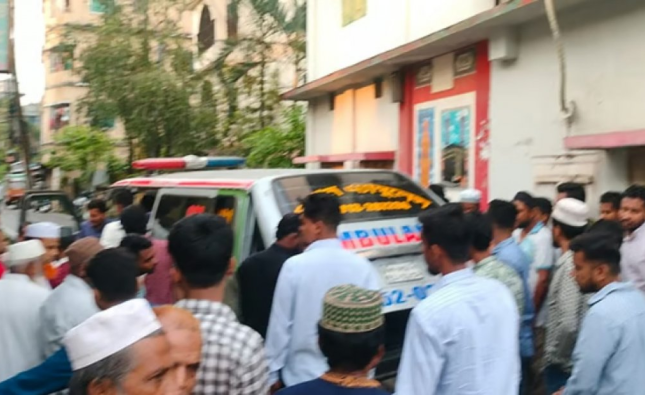 প্যারোলে মুক্তি পাননি ছাত্রলীগ নেতা, কারাফটকে দেখলেন বাবার লাশ